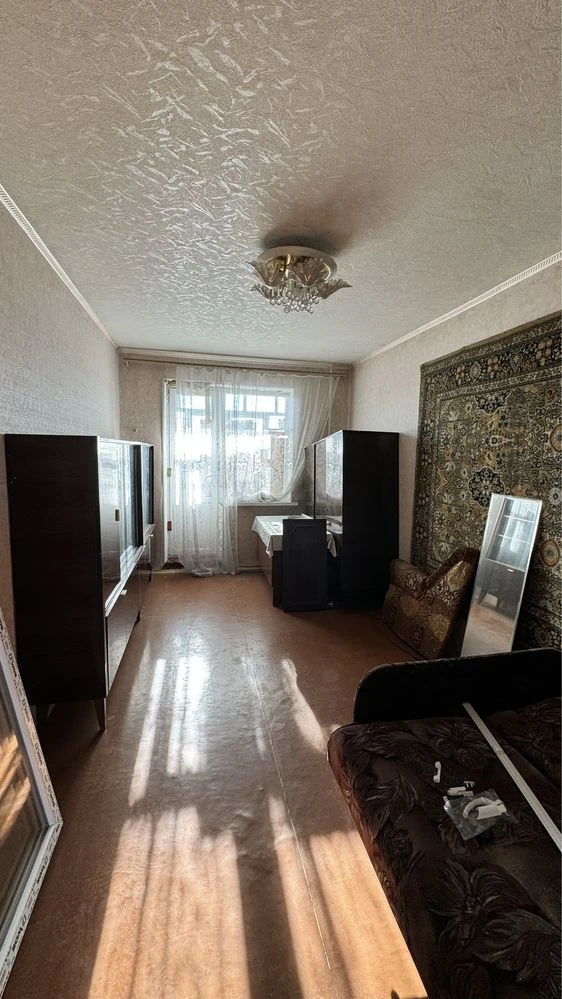 For Sale: 3-room apartment in the city center