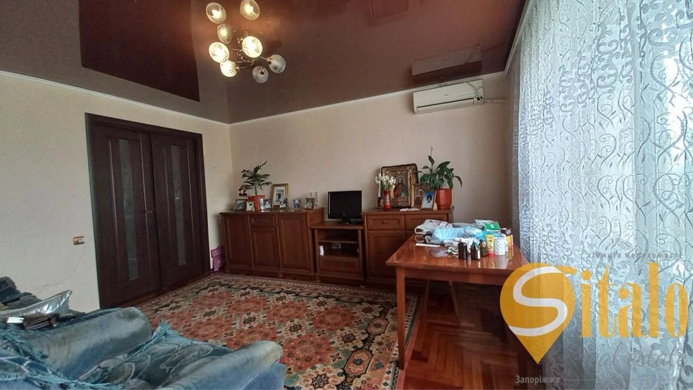 2-room apartment for sale, Petro Sahaidachnogo St. (019)