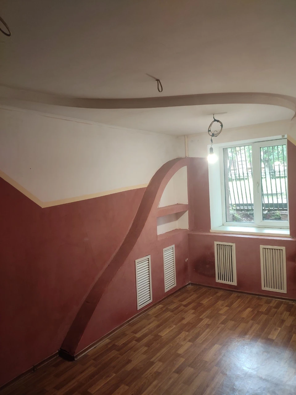 For sale 2-room apartment in the center of Chuguev