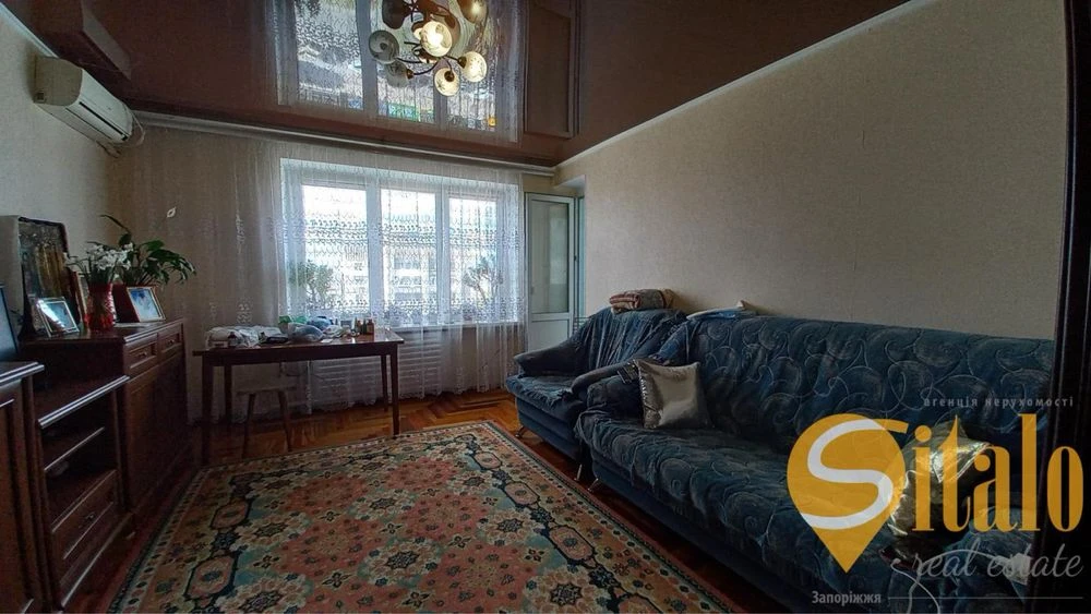 2-room apartment for sale, Petro Sahaidachnogo St. (019)