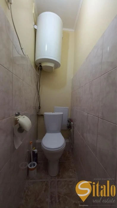 2-room apartment for sale, Petro Sahaidachnogo St. (019)