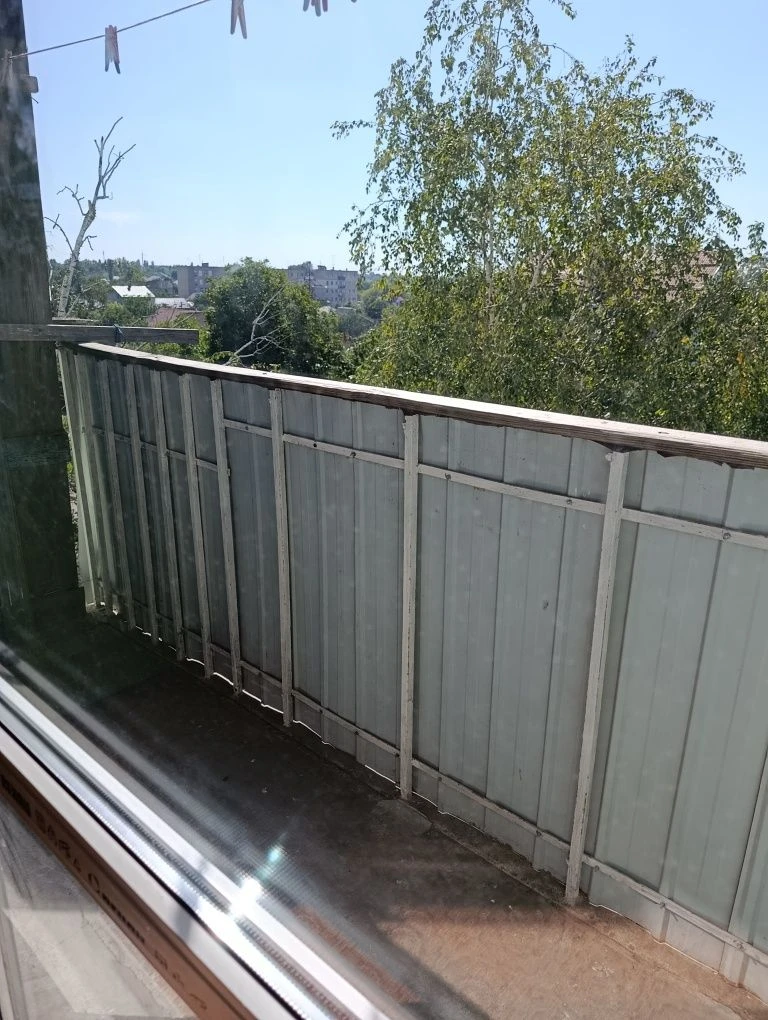 Продам 3-х кімнатну квартиру у центрі Чугуїва
