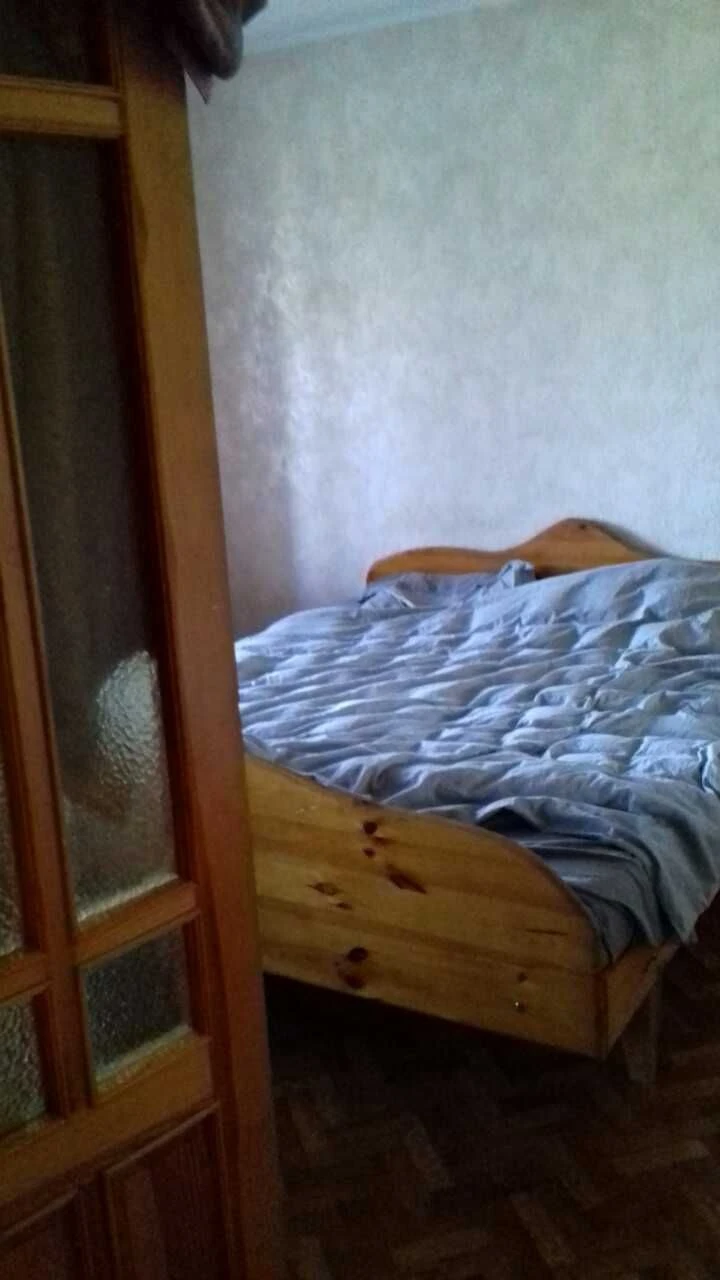продам 3-х кварт. БЕЗ КОМИССИИ  в тихом центре Чугуева