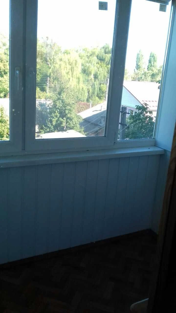 продам 3-х кварт. БЕЗ КОМИССИИ  в тихом центре Чугуева