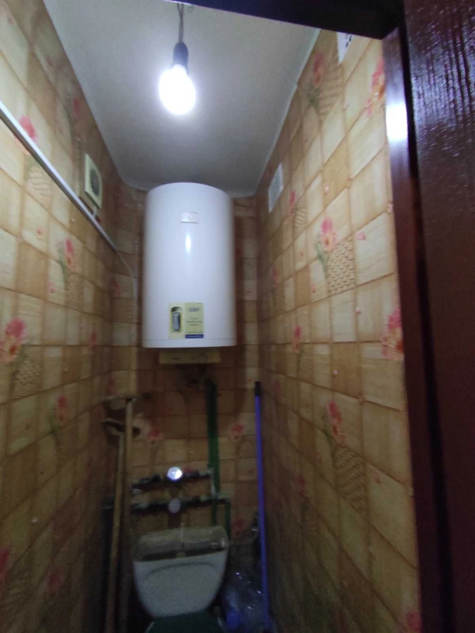 Selling 3-room apartment in the center of Chuhuyev