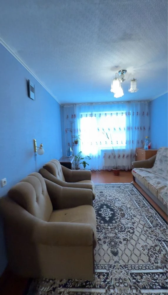 Продається 3-кімнатна квартира (Авиатор) на 3 поверсі