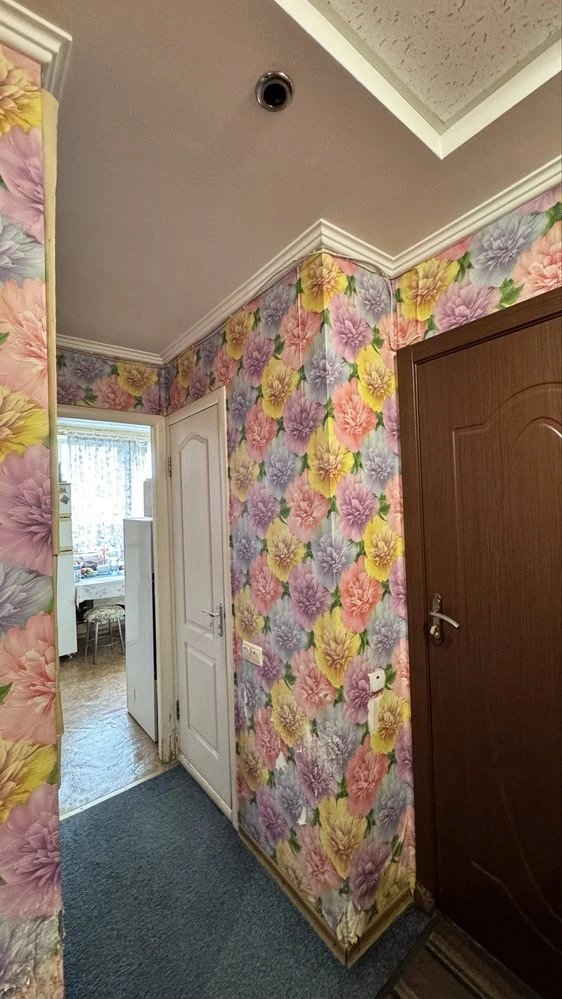 For Sale 3-room apartment in Chuguev (absolute center)