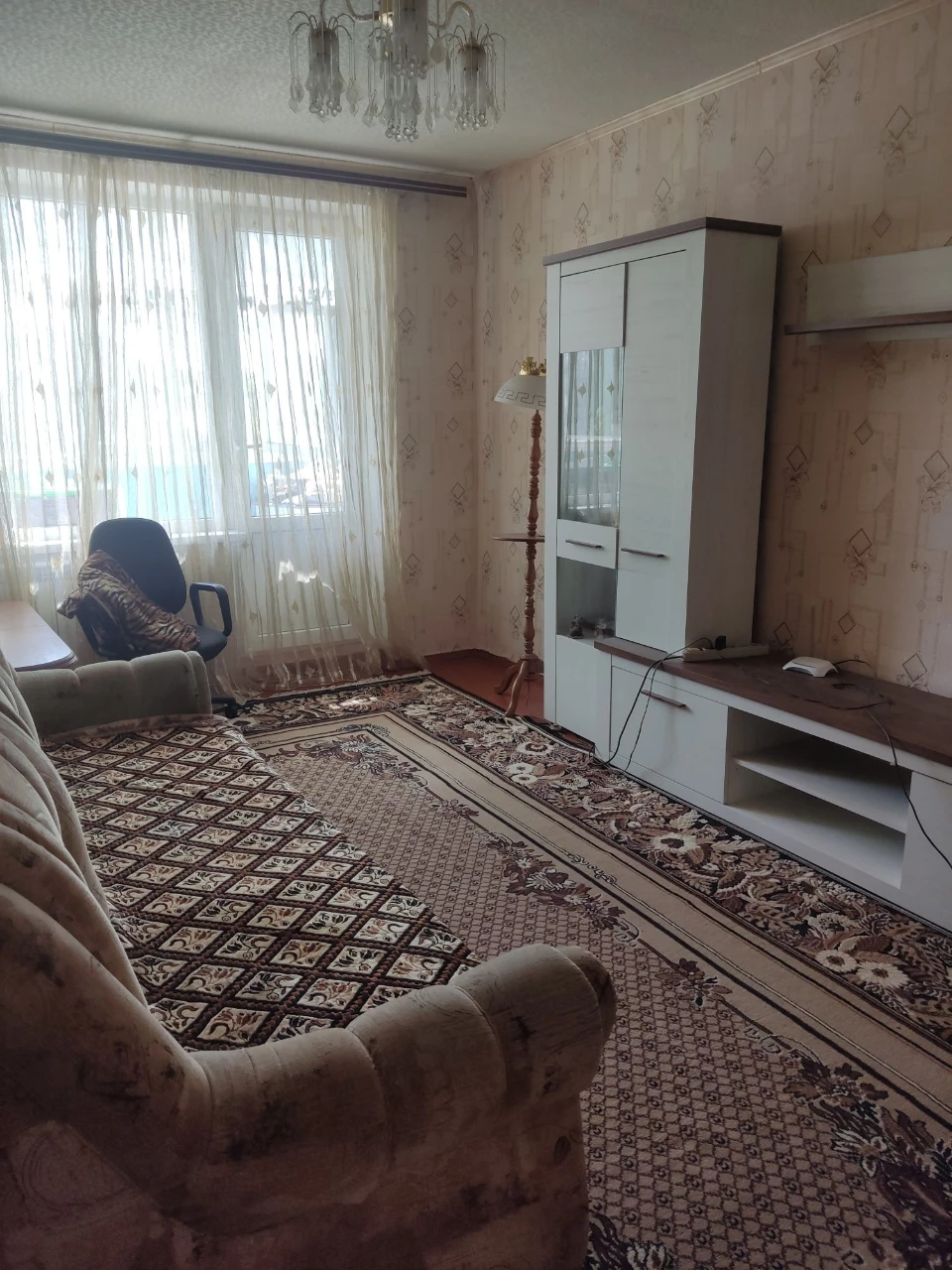 Продам 2-х кімнатну квартиру в центрі Чугуїва