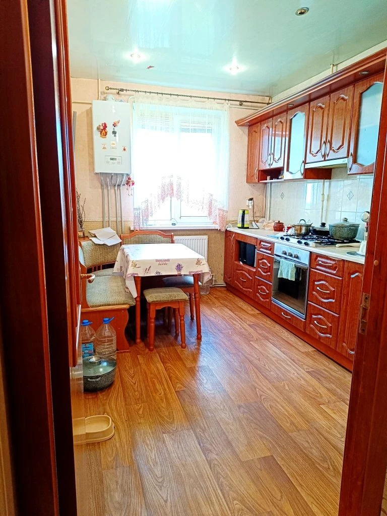 Продам 3-комнатную квартиру с АВТОНОМНЫМ ОТОПЛЕНИЕМ