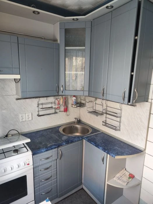 Продам 2 комнатную квартиру.  Ул. 23 августа,81