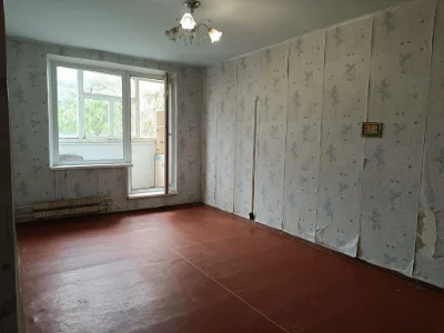 Продається 2-кімнатна квартира в центрі Чугуєва