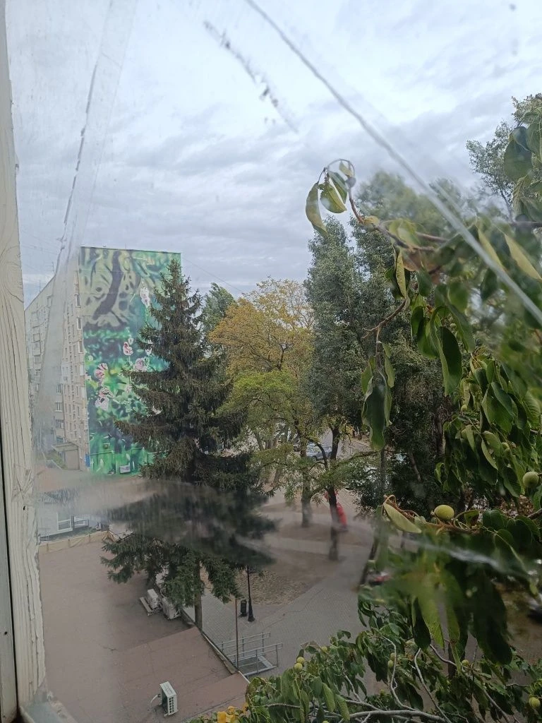 Продається 2-кімнатна квартира в центрі Чугуєва