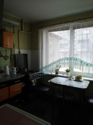 For sale 3-room apartment - house in Chuguev