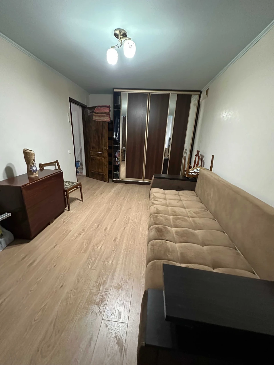 For sale, 1-room apartment. Bachshivka.