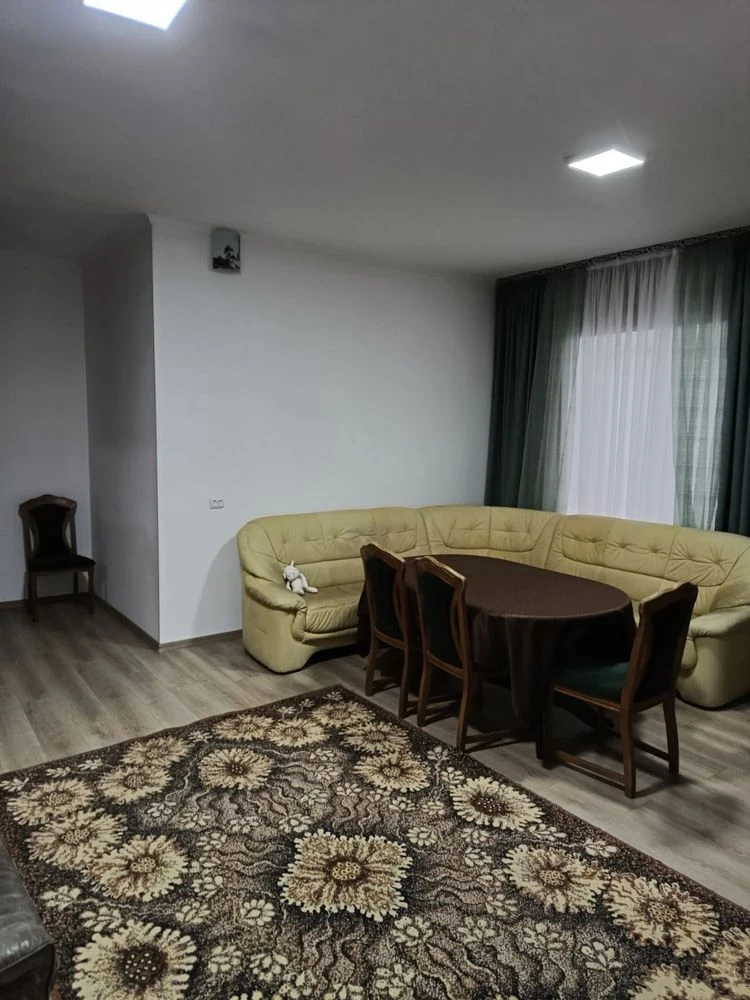 Продается квартира площадью 112 м. кв