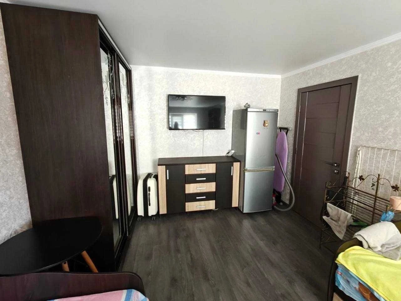 Стильная комната 19 м² «Заезжай и живи» в центре Волочиска!