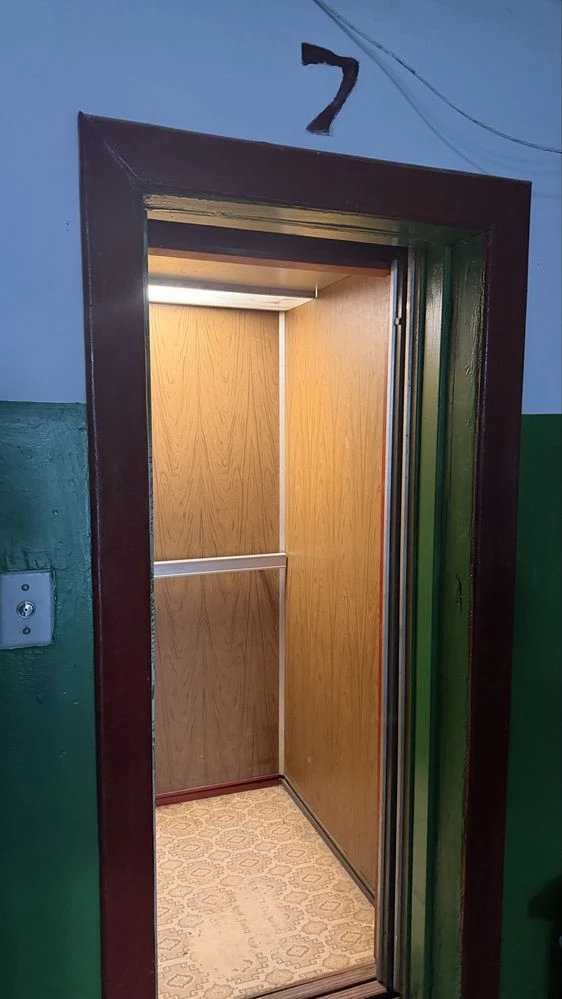 For Sale: Apartment
