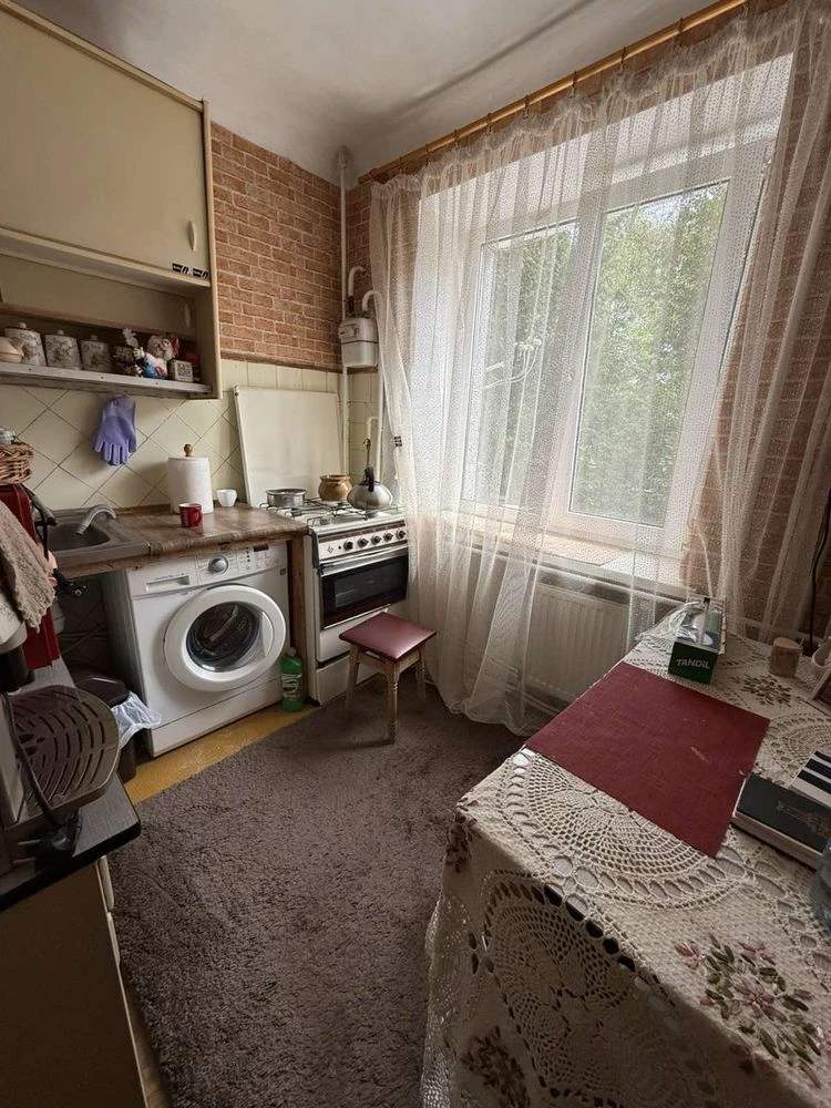 Sale of a spacious apartment