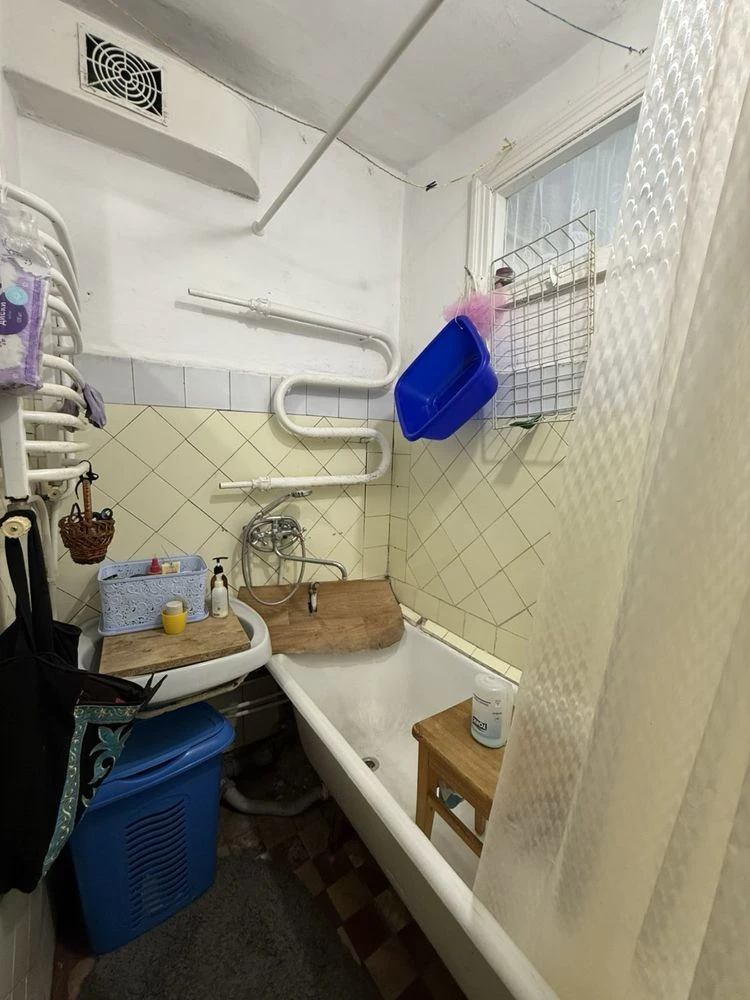 Sale of a spacious apartment