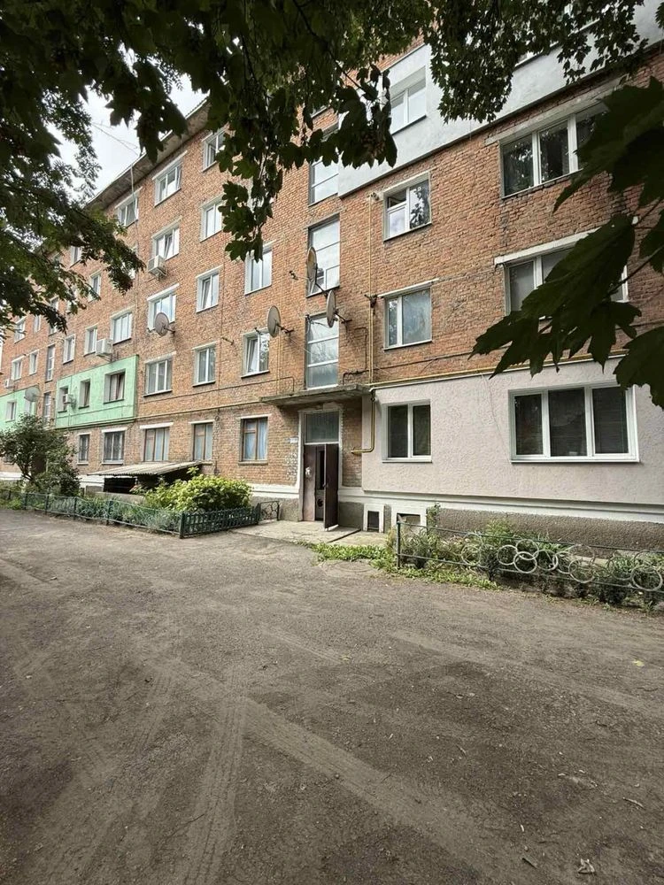 Sale of a spacious apartment