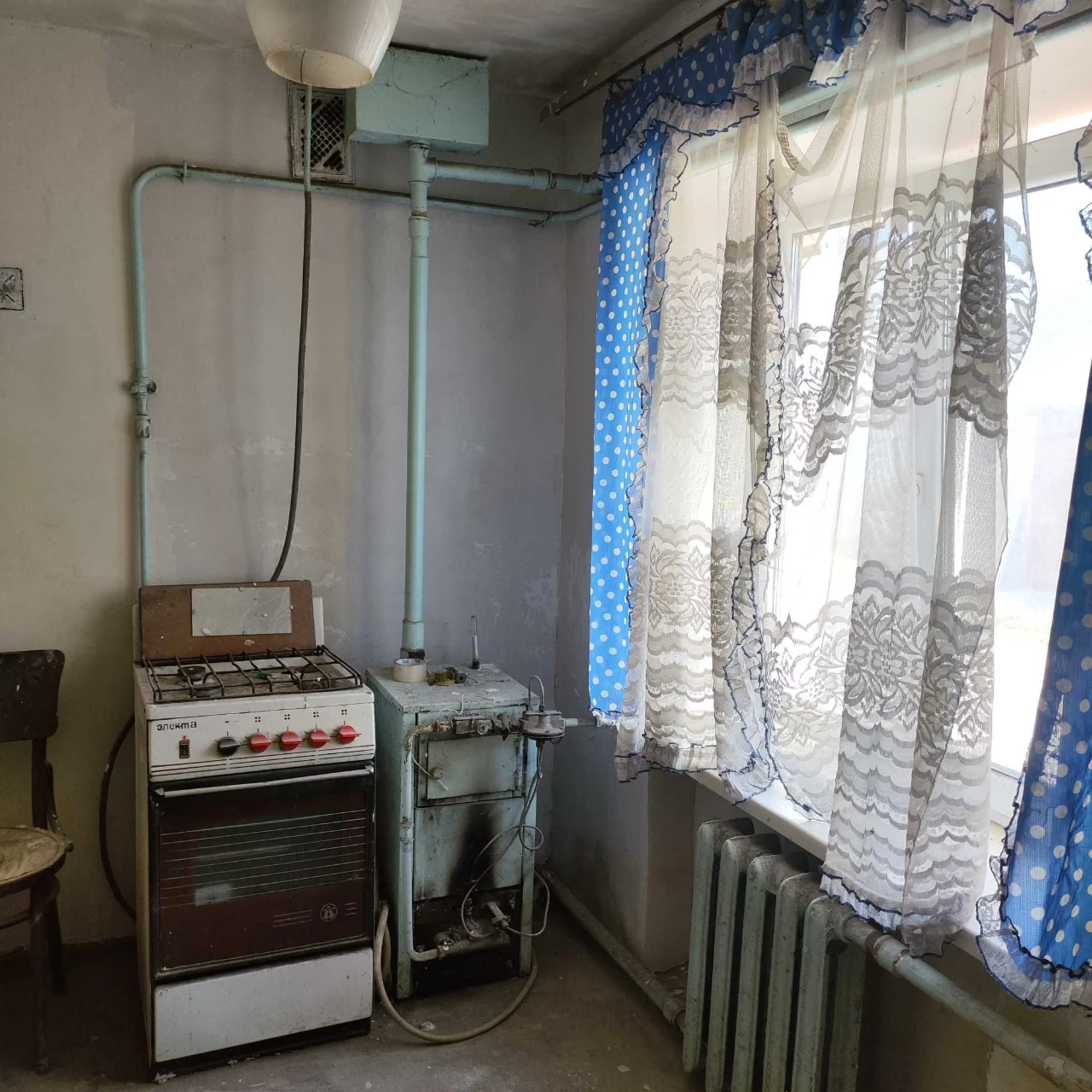 Продаж однокімнатної квартири в місті Ізяслав по вул. Миколи