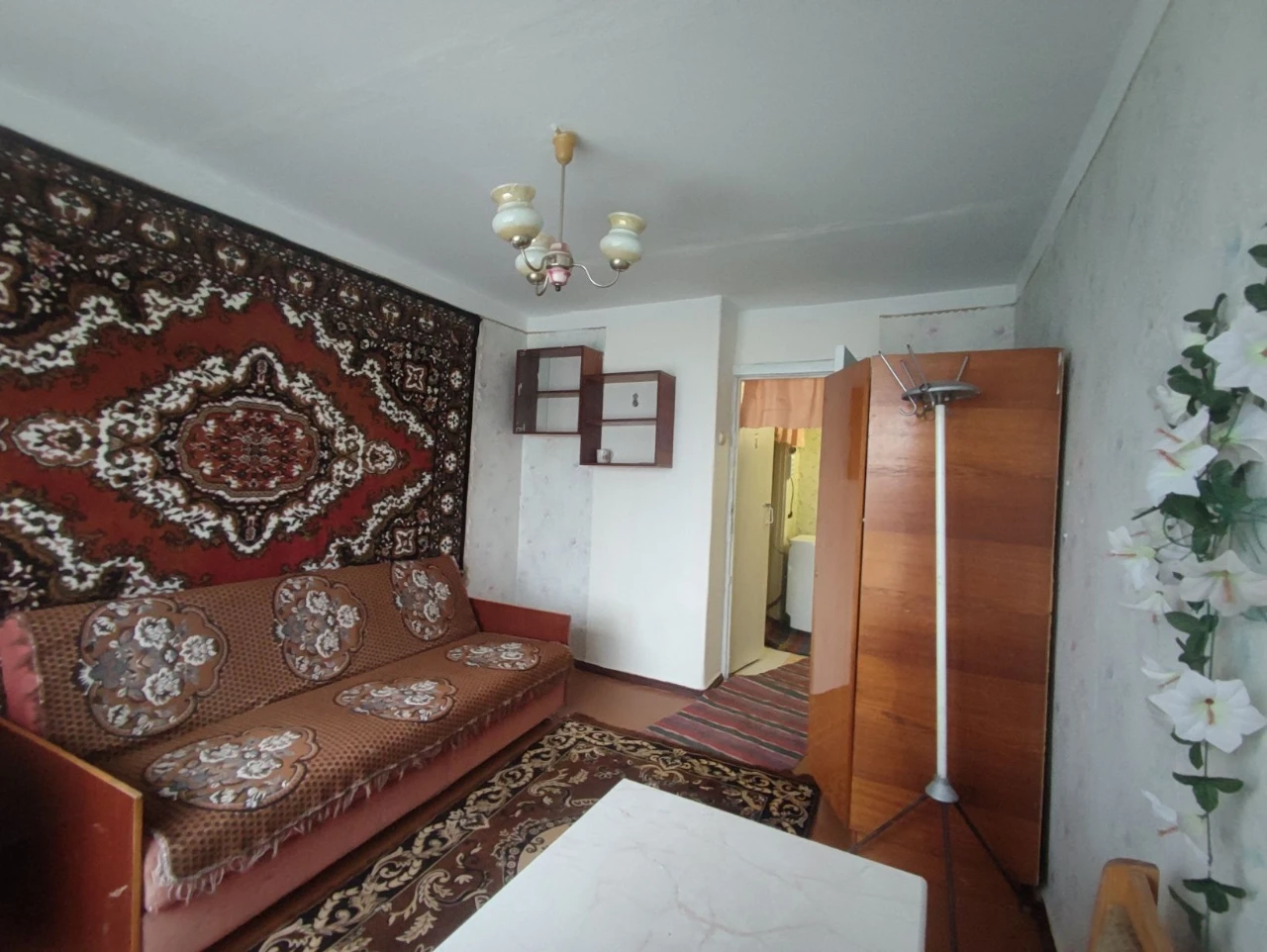 Продам квартиру вул.Микитюка