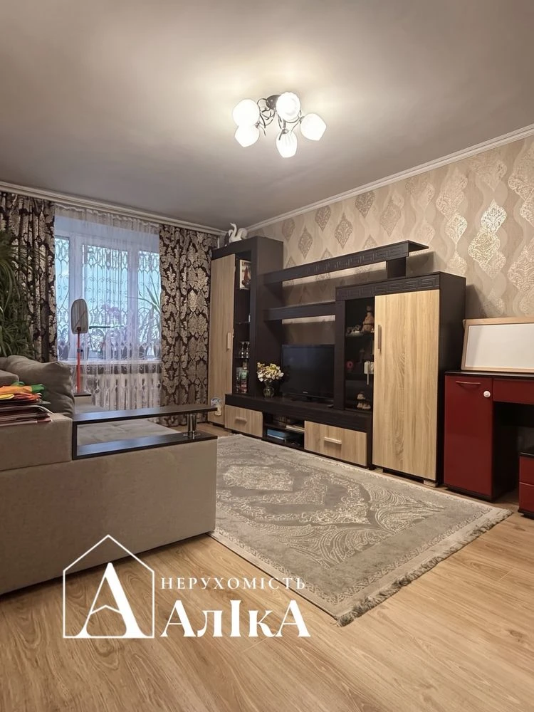 Продам 2-кімнатну квартиру