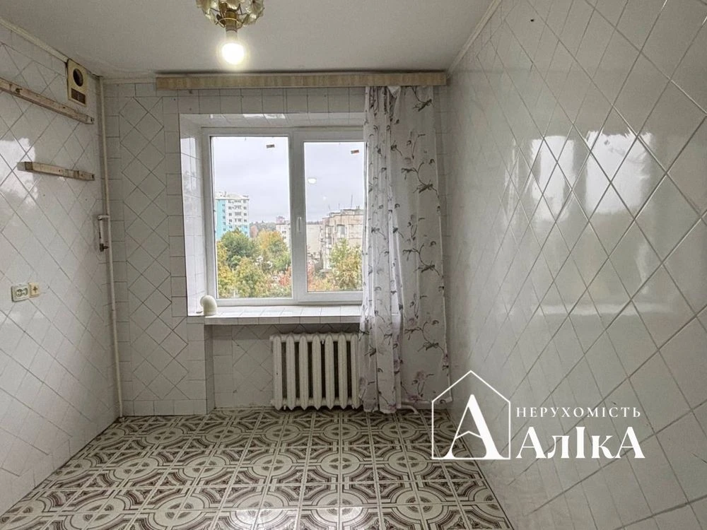 Продам 2-кімнатну квартиру з хорошим плануванням
