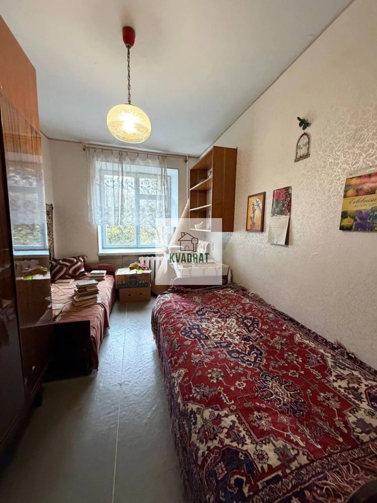 Продам 3-кімнатну квартиру на Черьомушках
