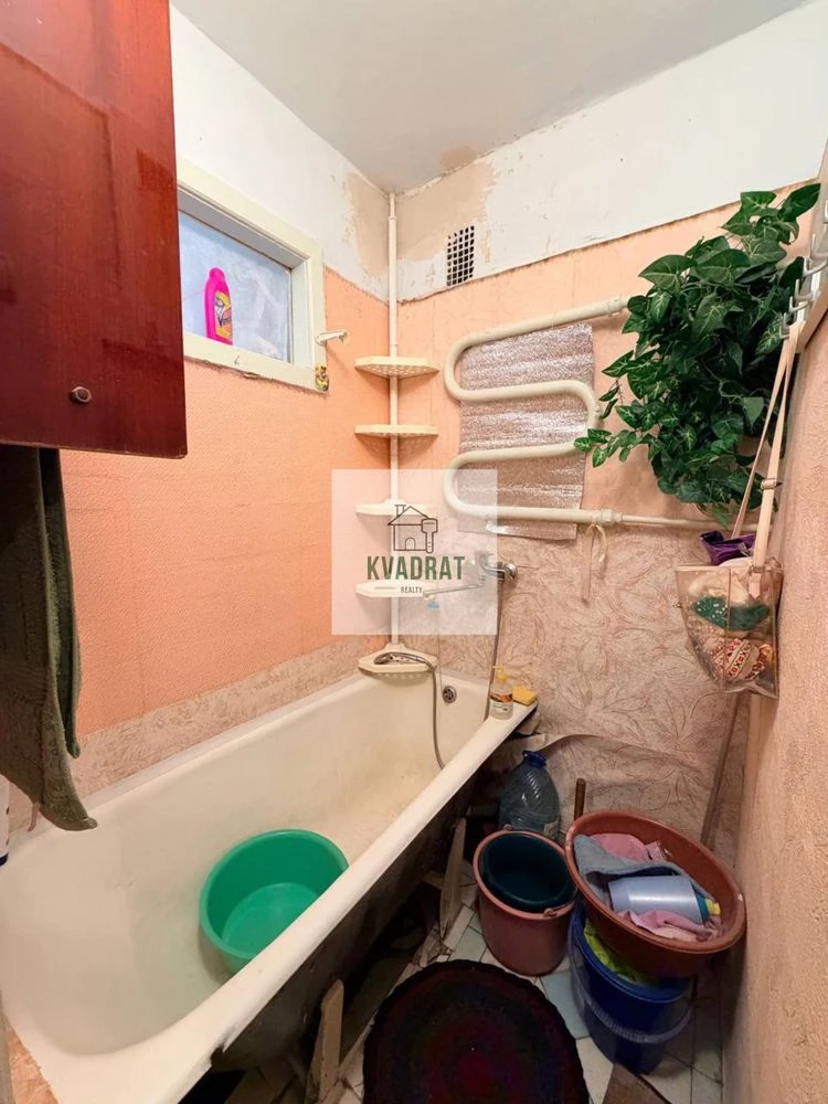 Продам 3-кімнатну квартиру на Черьомушках