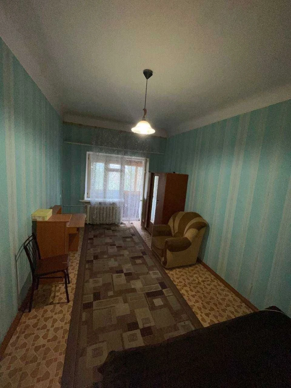 Продается 1-комнатная квартира, район Черемушки, не угловая