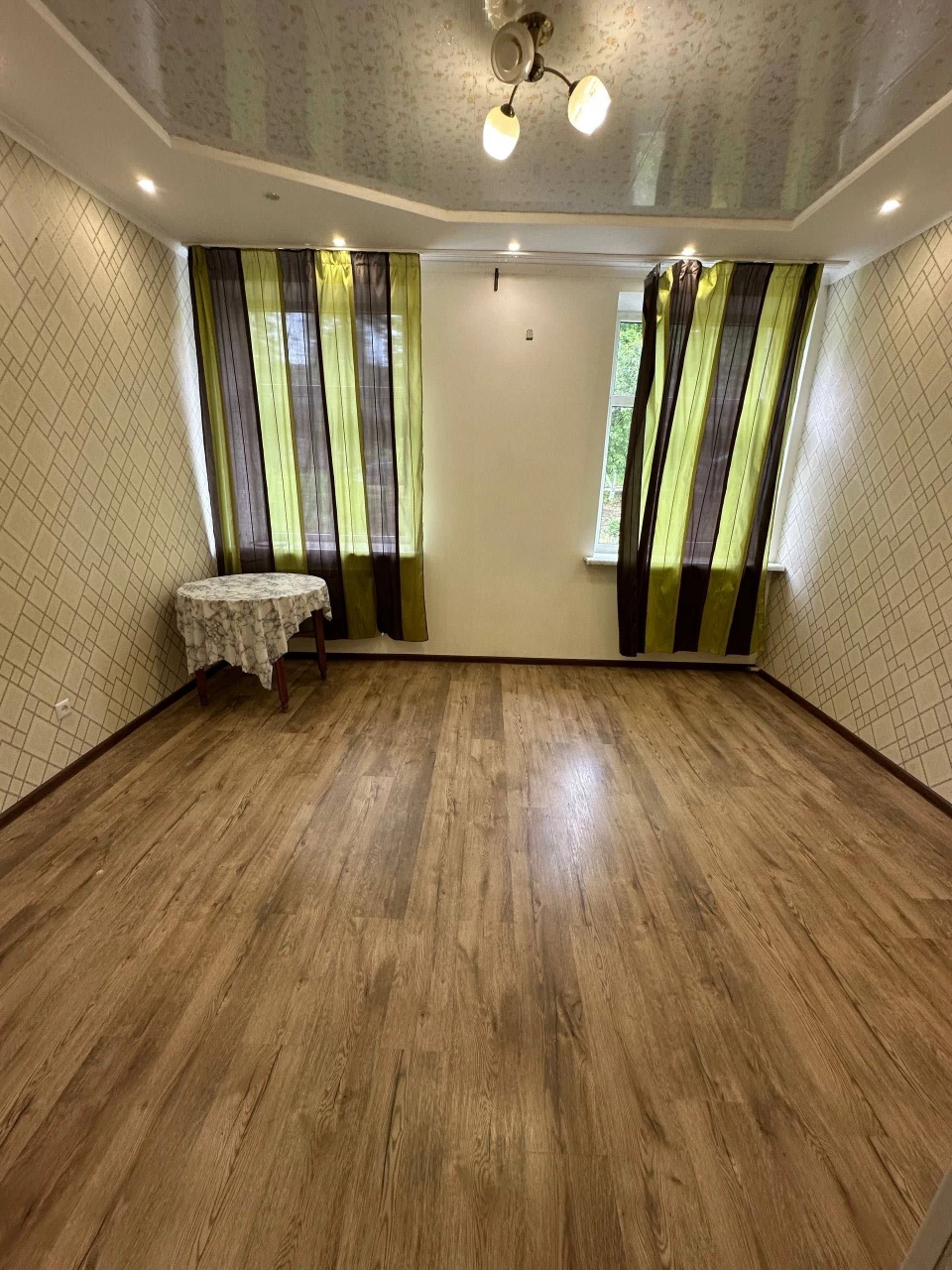 Продается секция с кухней 23,8 кв. м в Цукровом