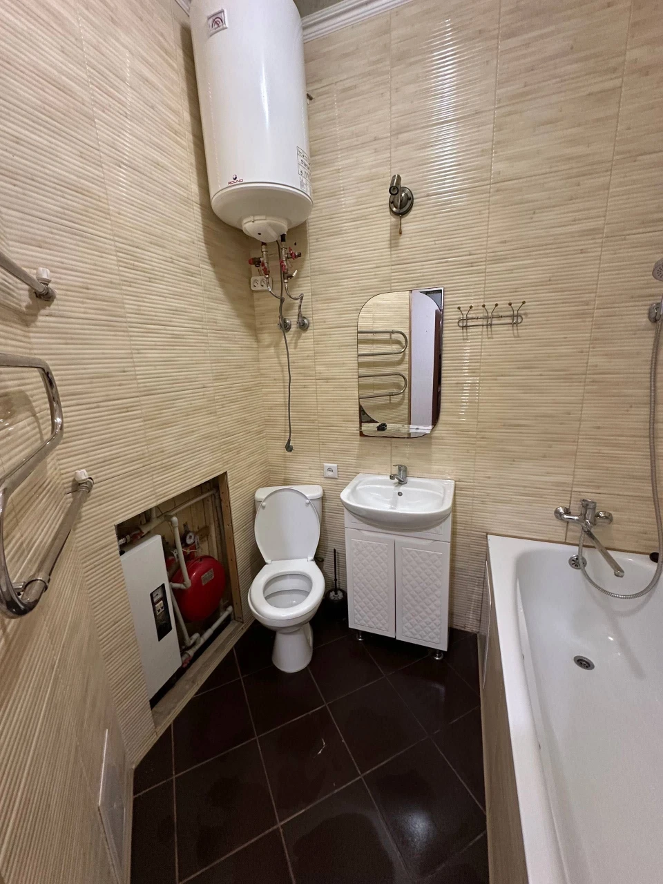 Продается секция с кухней 23,8 кв. м в Цукровом