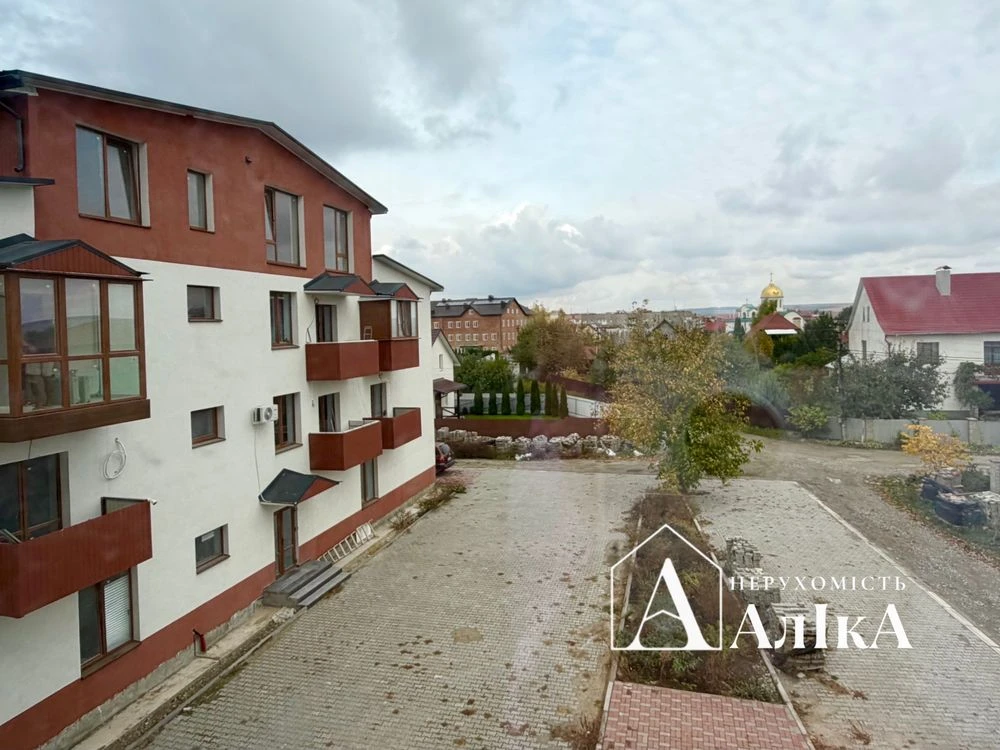 В продажі 2-кімнатна квартира в новобудові з хорошим пануван