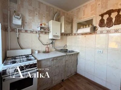 Продам 2-кімнатну квартиру