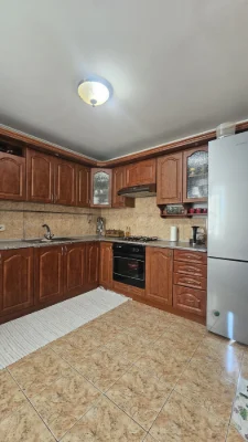 Продам 3-кімнатну квартиру з індивідуальним опаленням