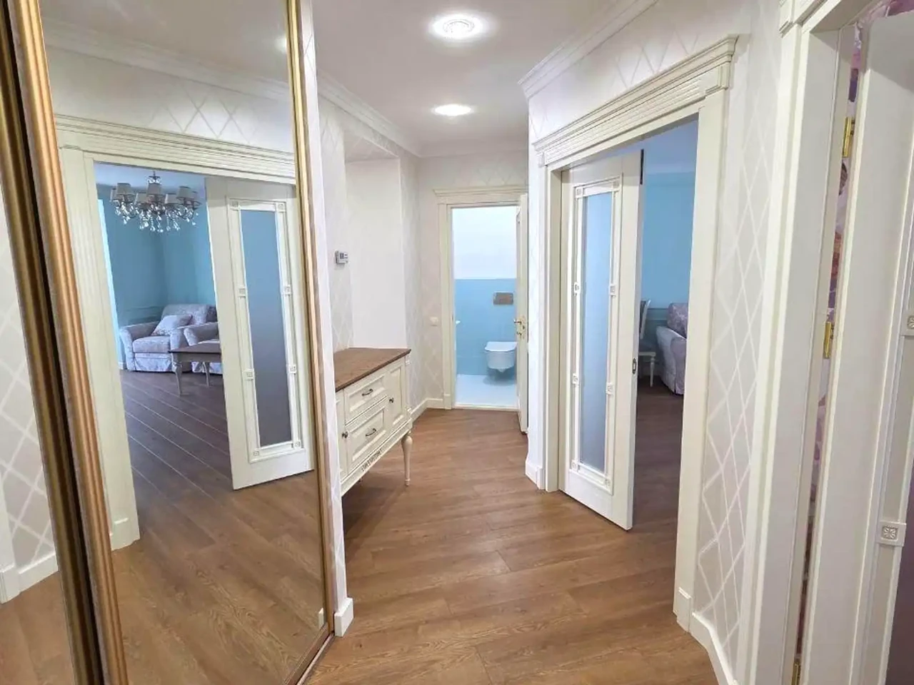 Продаж квартири 2-кімн. 71.2 м² 6/9 пов.
