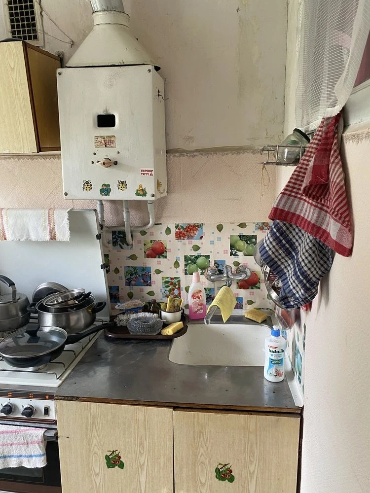 Продається 3-х кімнатна квартира в м. Камʼянець-Подільський