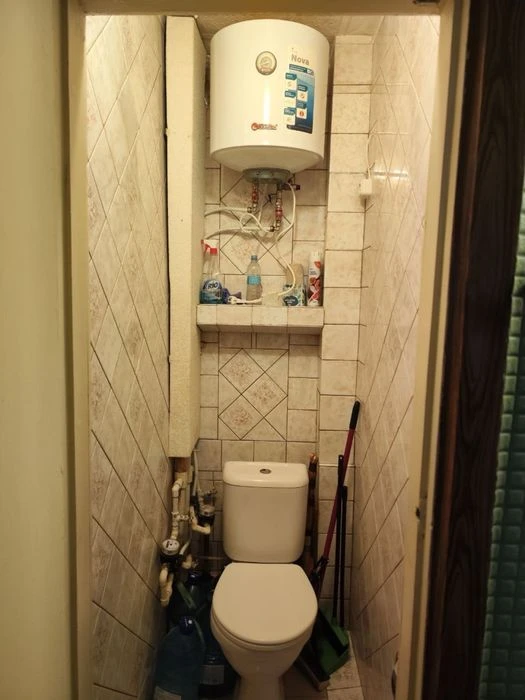 Продам 2 комнатную квартиру.  Ул. 23 августа,81
