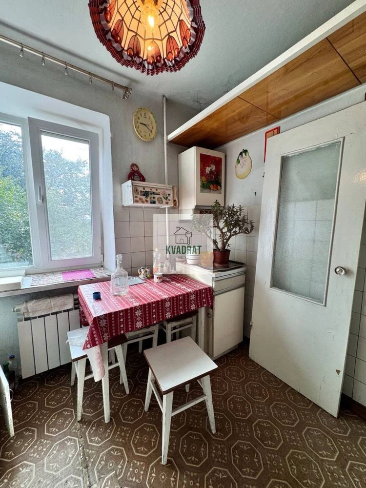 Продам 2-х кімнатну квартиру район парку Шевченка