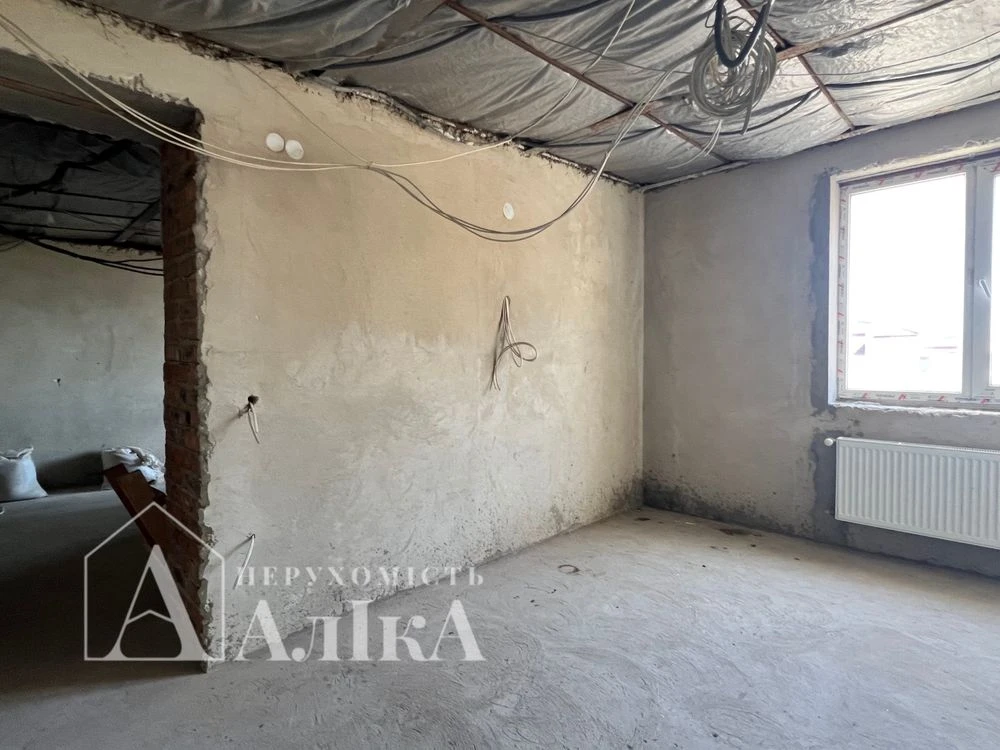 Продам дворівневу квартиру в новому будинку