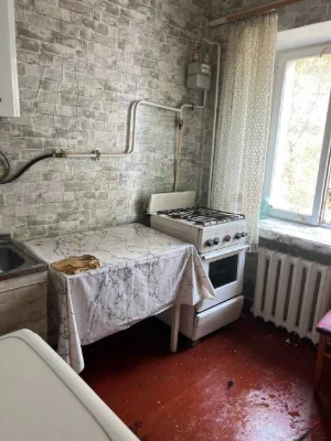 Продам квартиру 5 хв до центра а саме біля вокзалу. 1 кімнат