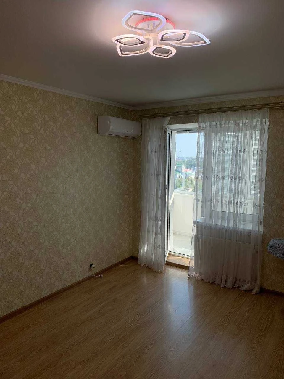 Продаж Світлої квартири в самому центрі Кам'янця-Подільськог