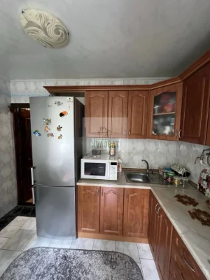 Продам стильну 3-кімнатну квартиру .поруч з центром міста