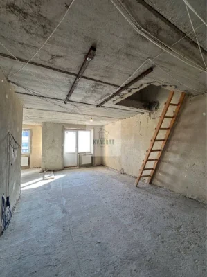 For Sale: 2-Story, 4-Bedroom Apartment in a New Building