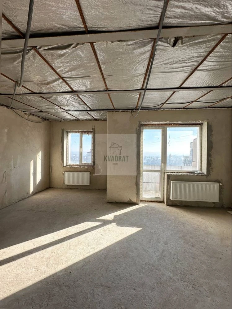For Sale: 2-Story, 4-Bedroom Apartment in a New Building