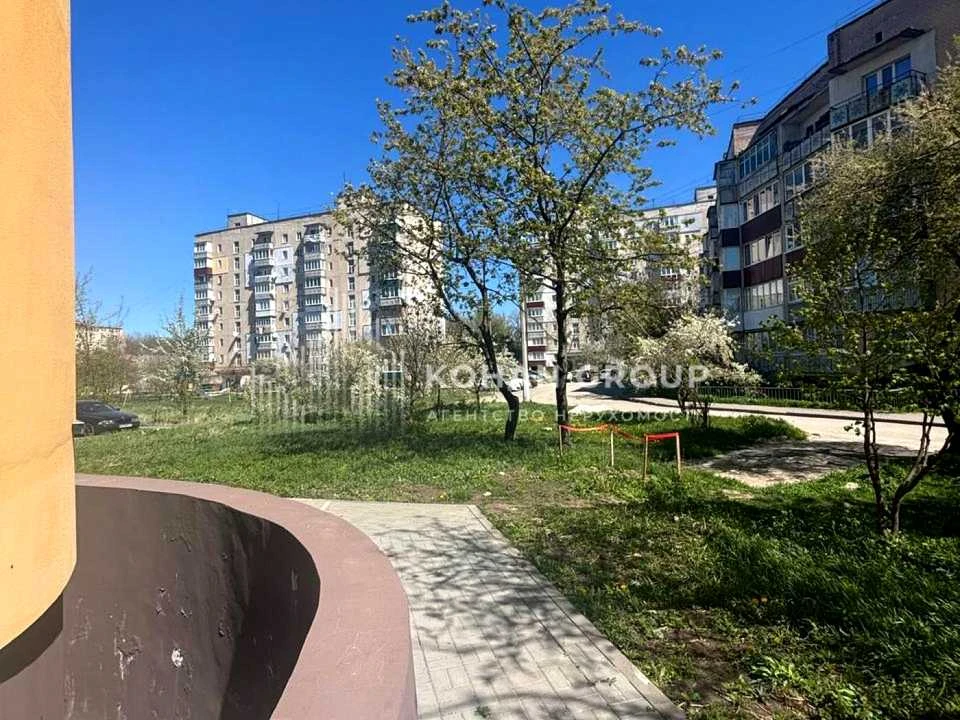 Квартира. Кам'янець-Подільський, Героїв УПА вул. (Васильєва)