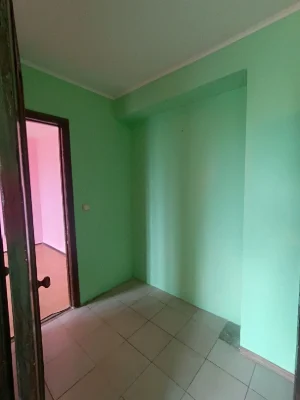 Продається 2-ох кімнатна Чешка на Смірнова