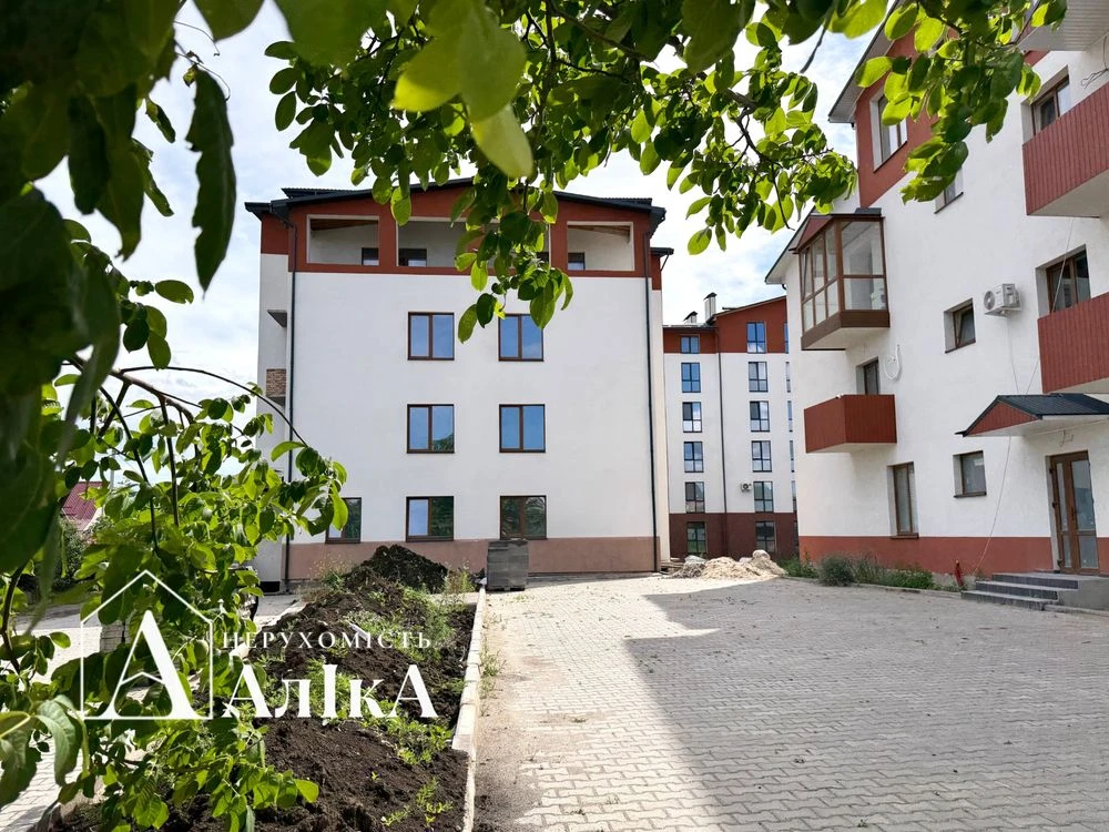 Продам простору 1-кімнатну квартиру в новобудові