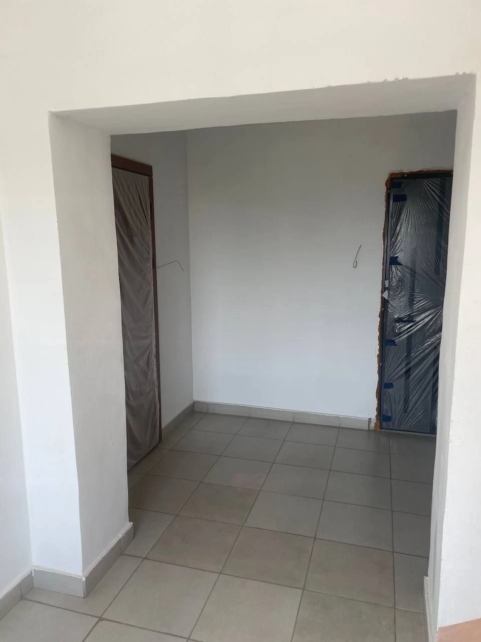 Продається 2 кімнатна квартира новострой